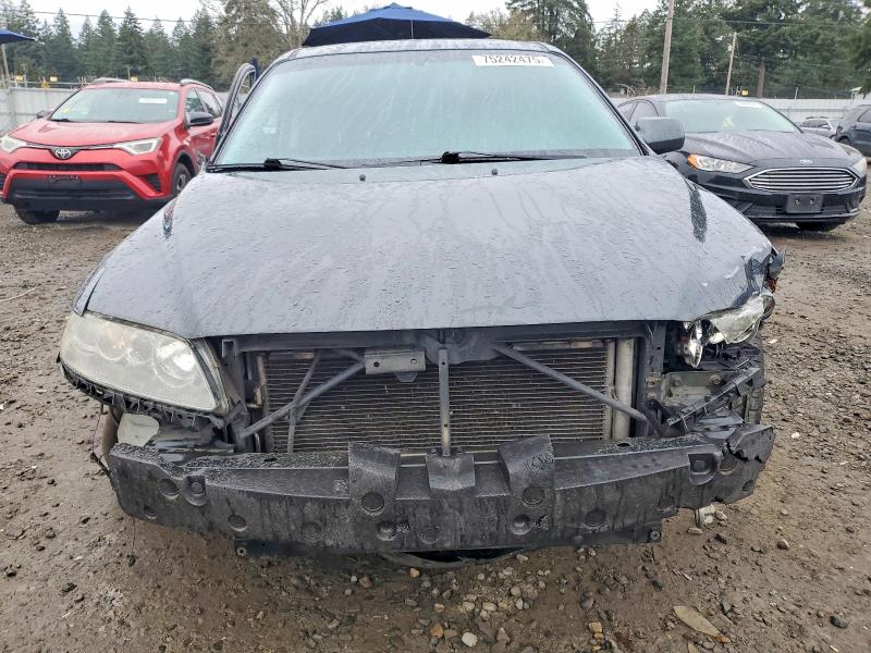 Photo 5 from auction – 2004 MAZDA 6 S with VIN 1YVHP82D145N58374