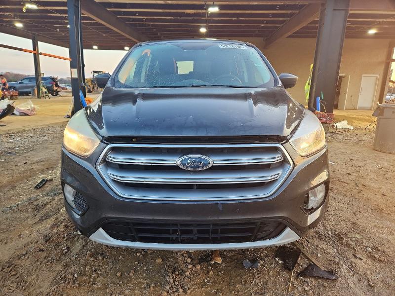Photo 5 from auction – 2017 FORD ESCAPE SE with VIN 1FMCU0GDXHUE95673