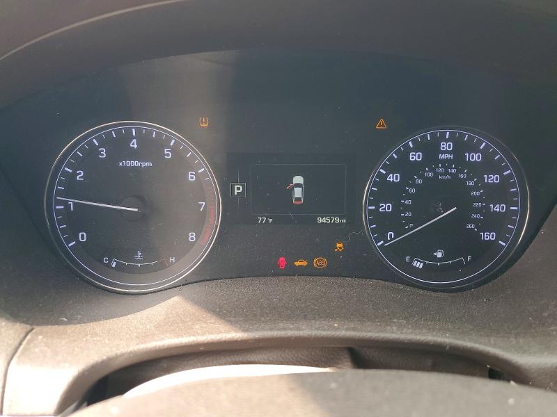 Photo 9 from auction – 2016 HYUNDAI GENESIS 3. with VIN KMHGN4JE0GU138878