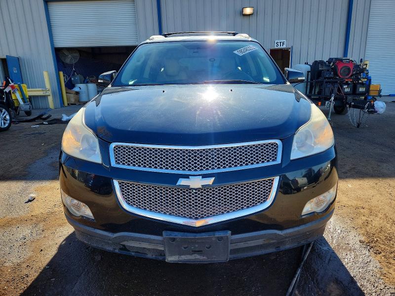 Photo 5 from auction – 2011 CHEVROLET TRAVERSE L with VIN 1GNKVLED9BJ305752