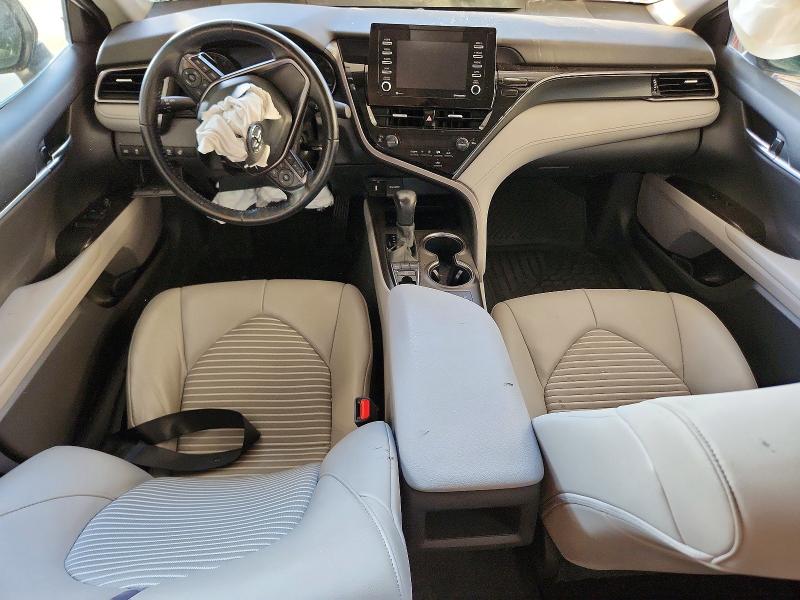 Photo 8 from auction – 2022 TOYOTA CAMRY with VIN 4T1G11BK3NU060348