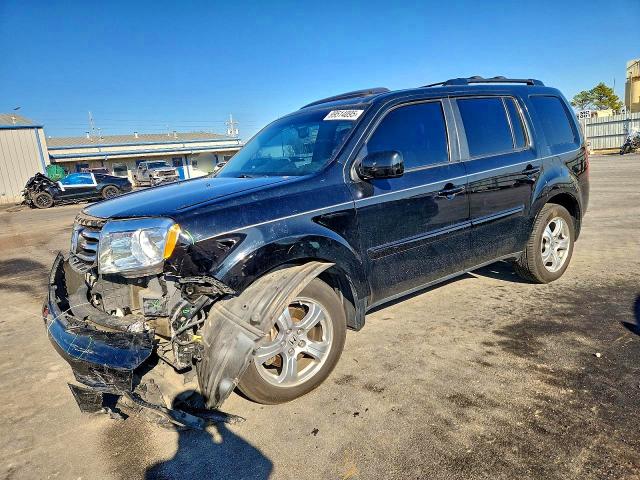 HONDA PILOT EXL 2015 with VIN 5FNYF4H58FB013856 - Photo from auction