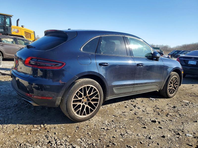 Photo 3 from auction – 2017 PORSCHE MACAN with VIN WP1AA2A57HLB03982