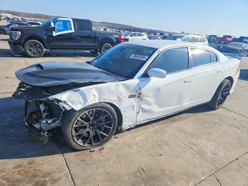 DODGE CHARGER R/ 2018 with VIN 2C3CDXGJ1JH272695 - Photo from auction