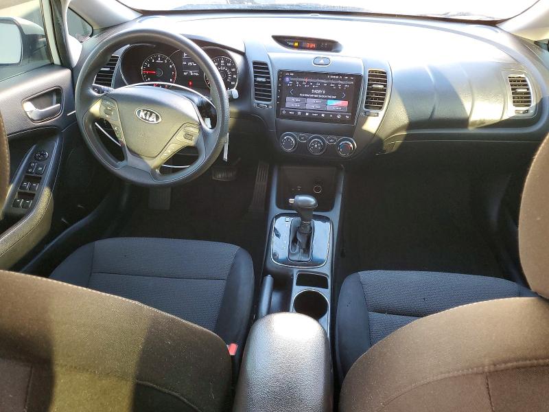 Photo 8 from auction – 2017 KIA FORTE with VIN 3KPFK4A70HE130967