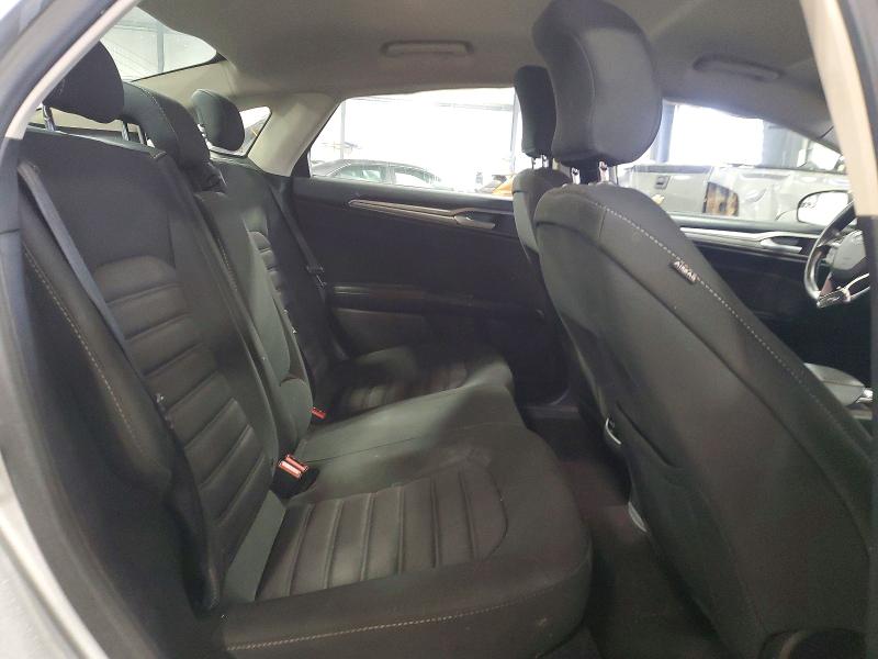 Photo 10 from auction – 2017 FORD FUSION with VIN 3FA6P0HD1HR335783