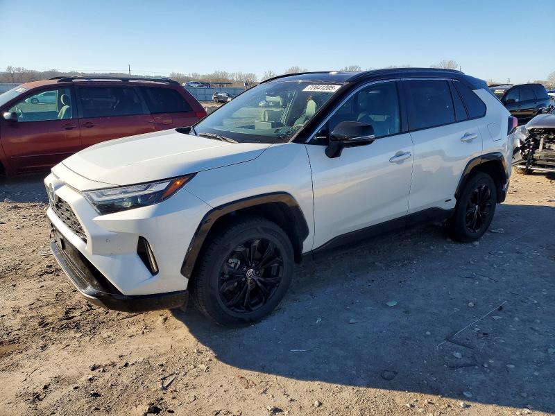 TOYOTA RAV4 XSE 2022 with VIN 4T3E6RFV7NU094344 - Photo from auction