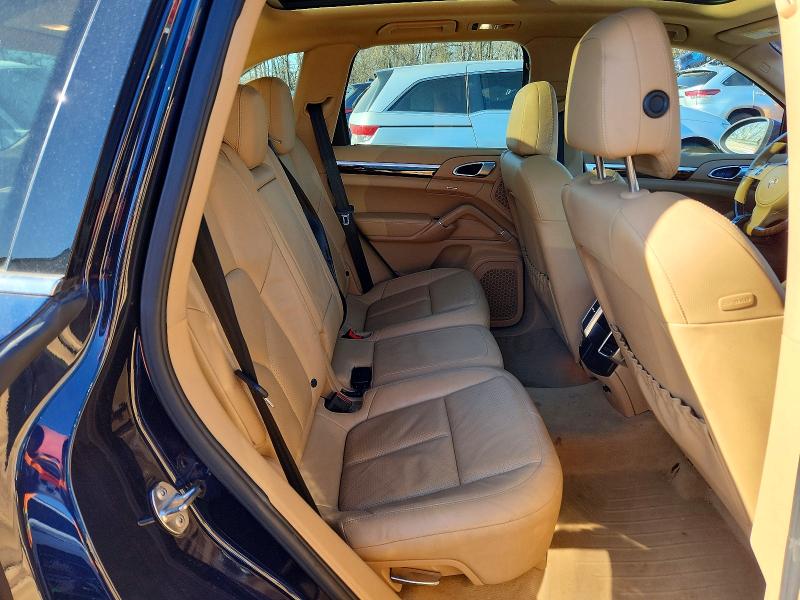 Photo 11 from auction – 2012 PORSCHE CAYENNE with VIN WP1AA2A20CLA11210