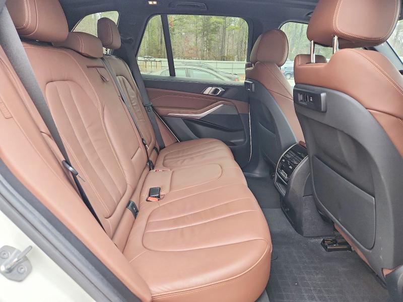 Photo 11 from auction – 2019 BMW X5 XDRIVE4 with VIN 5UXCR6C53KLL35234