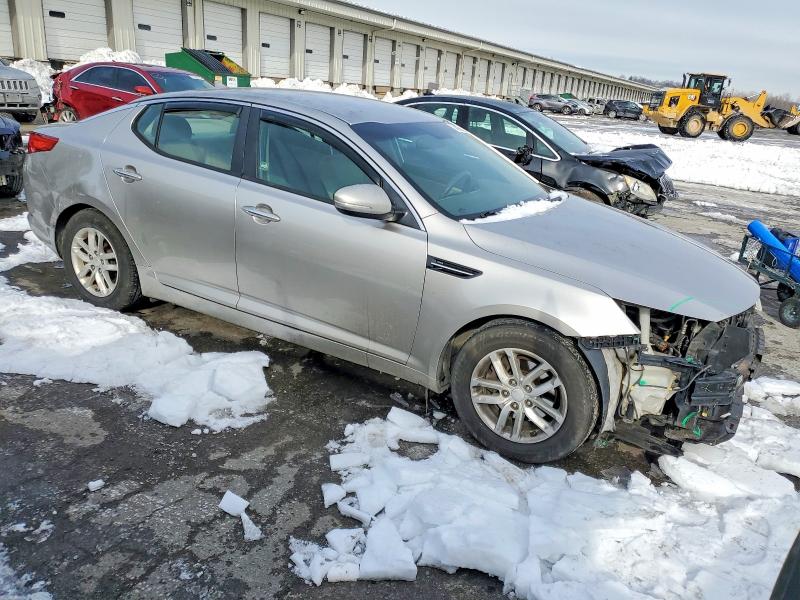 Photo 4 from auction – 2013 KIA OPTIMA LX with VIN KNAGM4A70D5395227