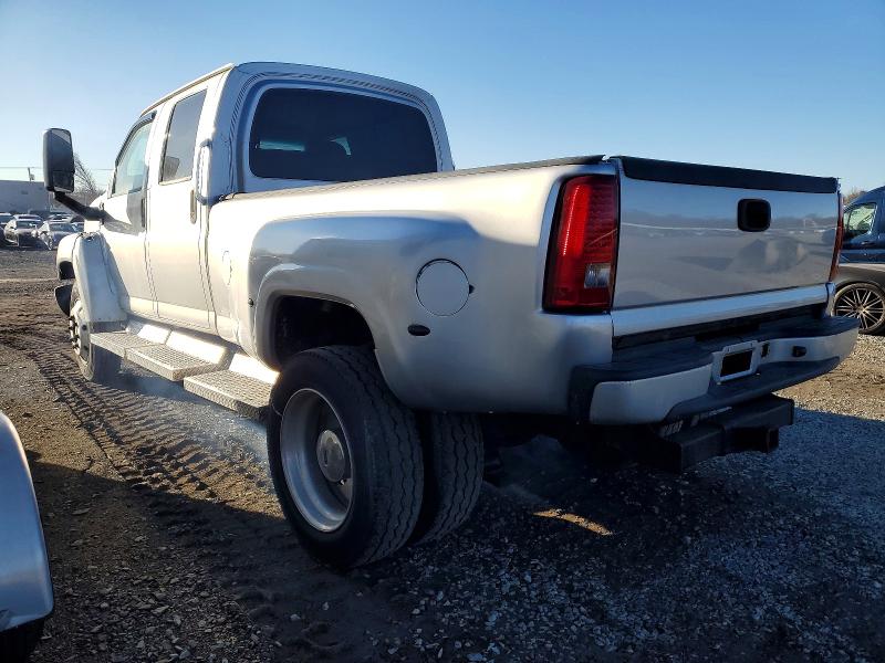 Photo 2 from auction – 2006 CHEVROLET C4500 with VIN 1GBE4E1256F407832