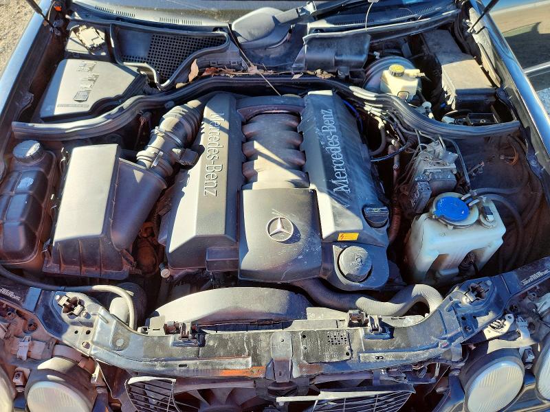 Photo 11 from auction – 2000 MERCEDES-BENZ E 430 with VIN WDBJF70J2YA999875
