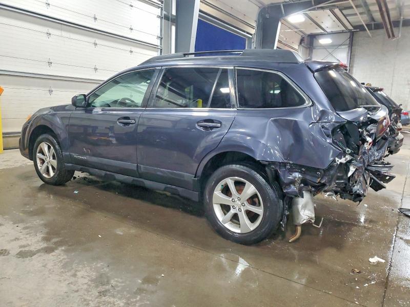 Photo 2 from auction – 2013 SUBARU OUTBACK with VIN 4S4BRCJC1D3298714