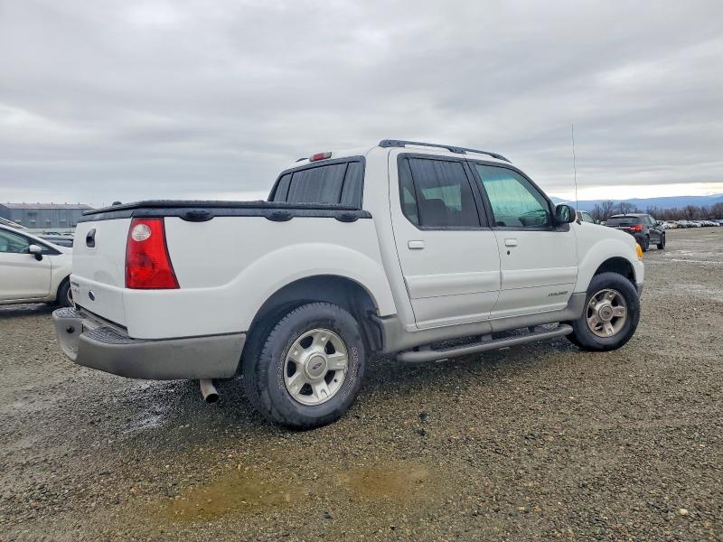 Photo 3 from auction – 2002 FORD EXPLORER S with VIN 1FMZU77E62UC58097