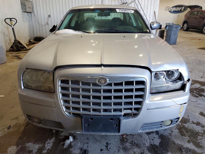 Photo 5 from auction – 2010 CHRYSLER 300 with VIN 2C3CA4CD0AH251411
