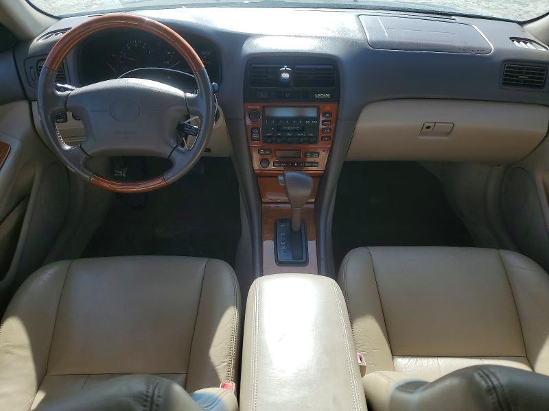 Photo 8 from auction – 2000 LEXUS ES 300 with VIN JT8BF28G4Y0264305