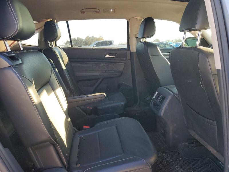 Photo 11 from auction – 2022 VOLKSWAGEN ATLAS with VIN 1V2JR2CA8NC549850