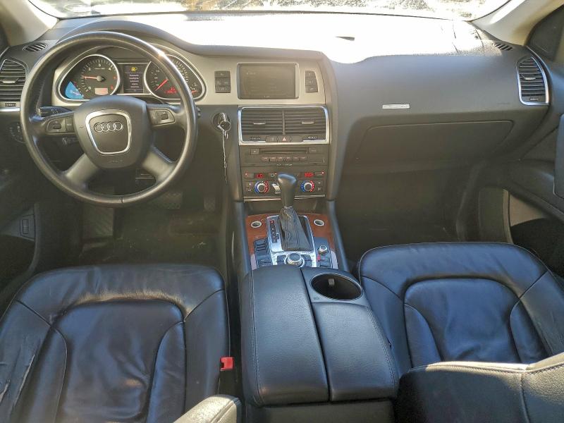 Photo 8 from auction – 2009 AUDI Q7 TDI with VIN WA1AM64L09D034262