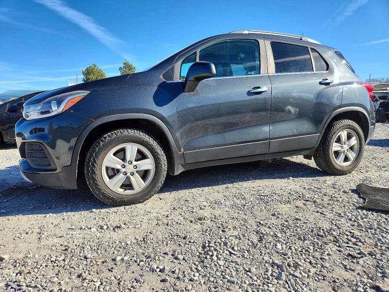 CHEVROLET TRAX 1LT 2018 with VIN KL7CJPSB7JB599564 - Photo from auction
