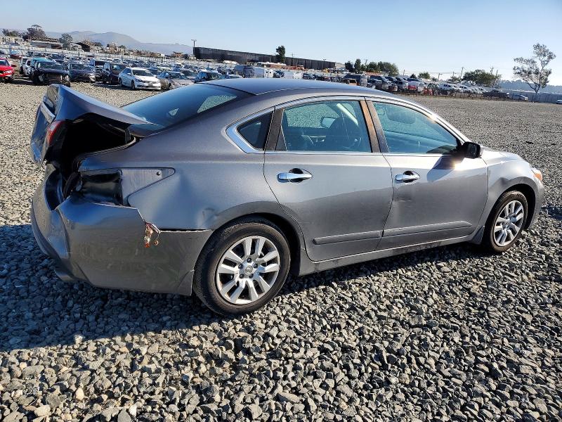Photo 3 from auction – 2017 NISSAN ALTIMA 2.5 with VIN 1N4AL3AP2HN317906