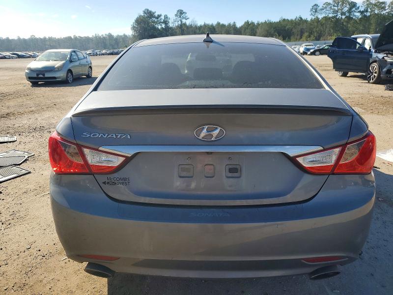 Photo 6 from auction – 2013 HYUNDAI SONATA SE with VIN 5NPEC4AC7DH680369