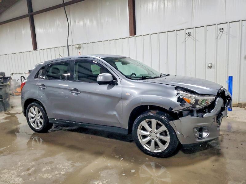Photo 4 from auction – 2015 MITSUBISHI OUTLANDER with VIN 4A4AR3AUXFE035646