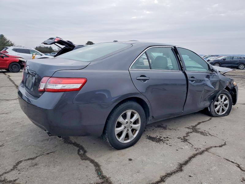 Photo 3 from auction – 2011 TOYOTA CAMRY BASE with VIN 4T1BF3EK0BU198363