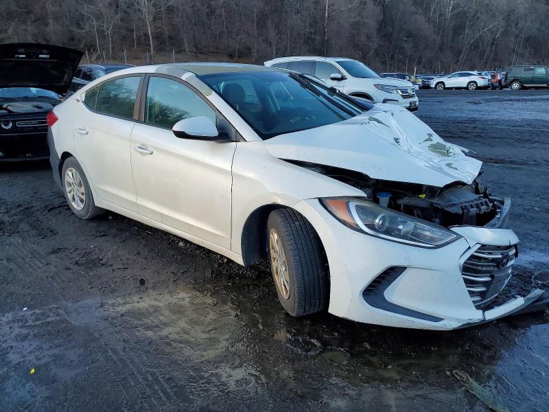 Photo 4 from auction – 2017 HYUNDAI ELANTRA SE with VIN 5NPD74LF4HH098906