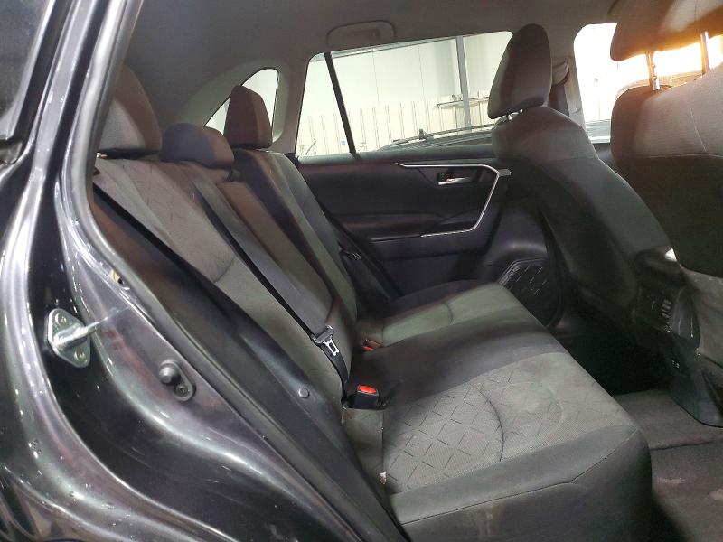 Photo 11 from auction – 2020 TOYOTA RAV4 XLE with VIN 2T3P1RFV8LC080085