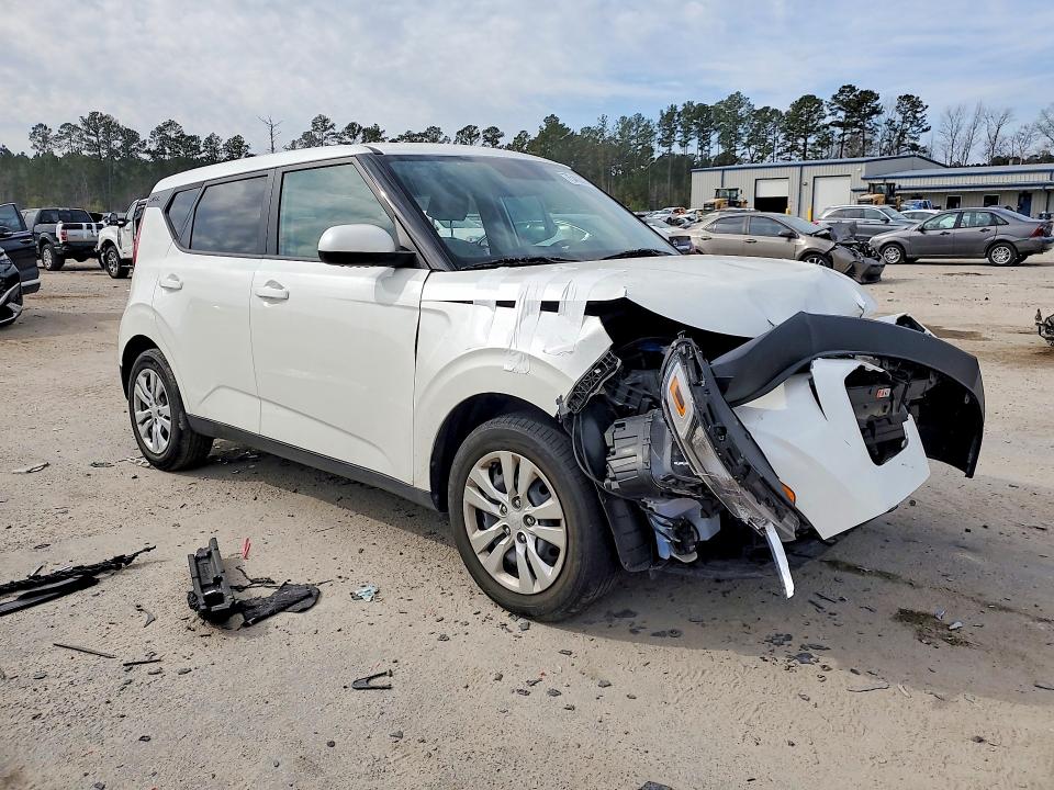 Photo 4 from auction – 2021 KIA SOUL LX with VIN KNDJ23AU5M7765462