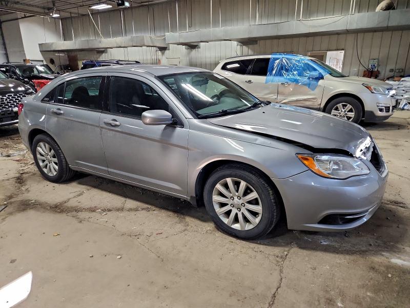 Photo 4 from auction – 2013 CHRYSLER 200 TOURIN with VIN 1C3CCBBB3DN683694