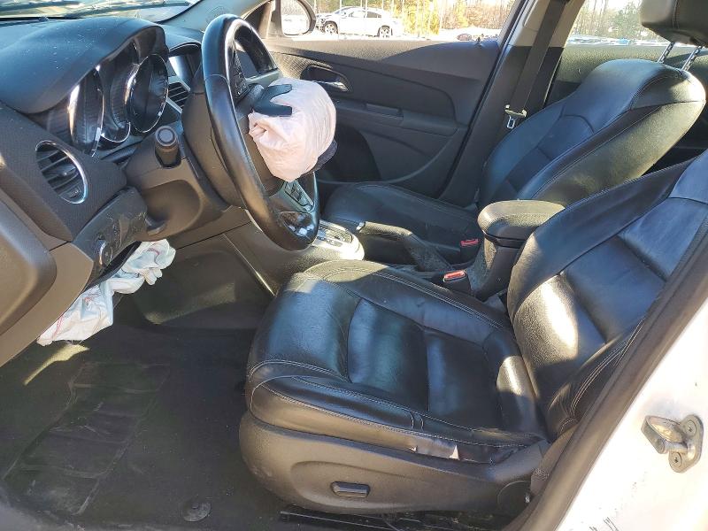 Photo 7 from auction – 2014 CHEVROLET CRUZE with VIN 1G1PE5SB7E7442518