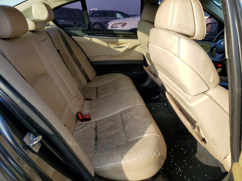 Photo 10 from auction – 2011 BMW 528 I with VIN WBAFR1C5XBC673292