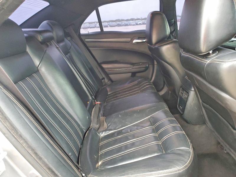 Photo 10 from auction – 2016 CHRYSLER 300 S with VIN 2C3CCABG2GH229875