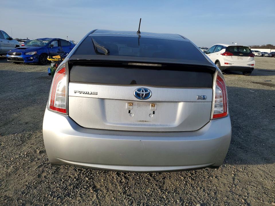 Photo 6 from auction – 2012 TOYOTA PRIUS with VIN JTDKN3DU7C1568768