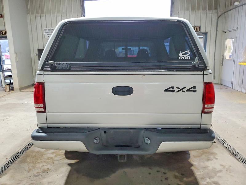 Photo 6 from auction – 2001 DODGE DAKOTA with VIN 1B7GG22N61S347580