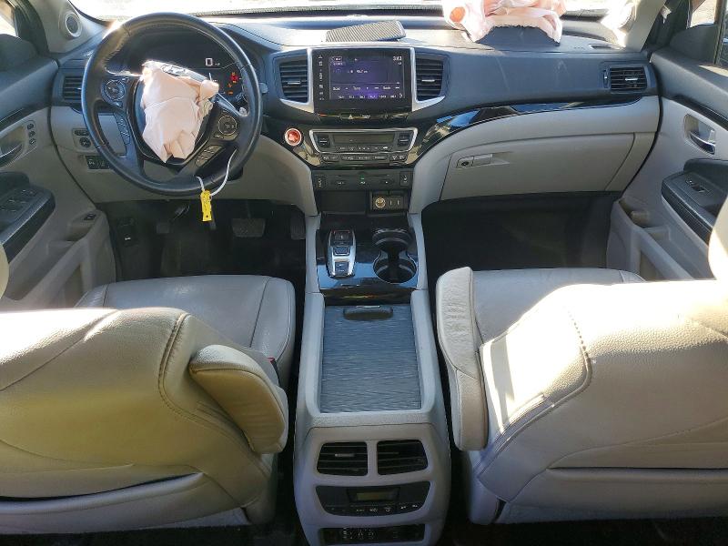 Photo 8 from auction – 2017 HONDA PILOT with VIN 5FNYF6H99HB006321