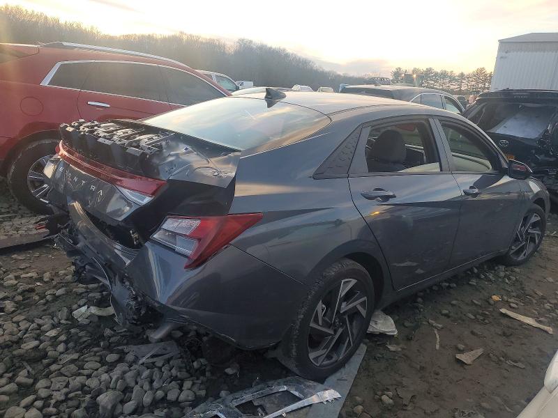 Photo 3 from auction – 2025 HYUNDAI ELANTRA SE with VIN KMHLM4DG2SU007491