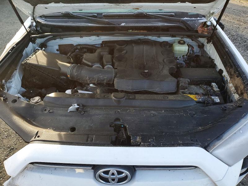 Photo 12 from auction – 2022 TOYOTA 4RUNNER SR with VIN JTENU5JR2N6061919