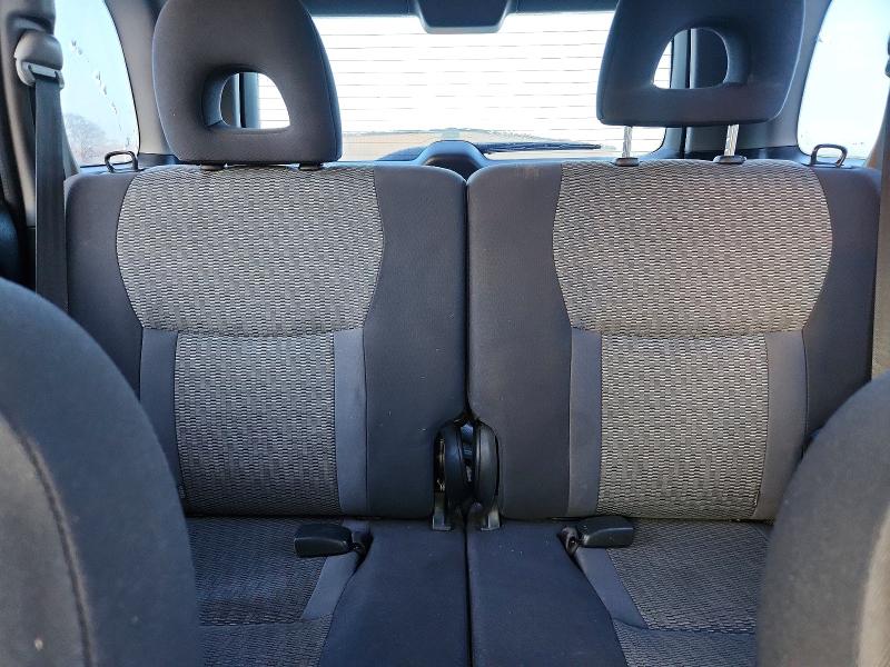 Photo 10 from auction – 2005 TOYOTA RAV4 with VIN JTEGD20V850049329