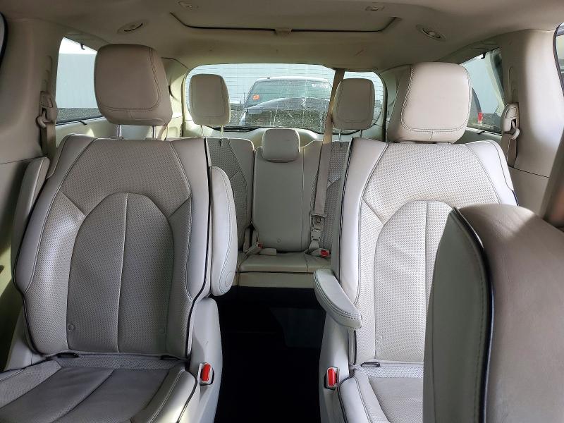 Photo 10 from auction – 2017 CHRYSLER PACIFICA with VIN 2C4RC1N74HR679704