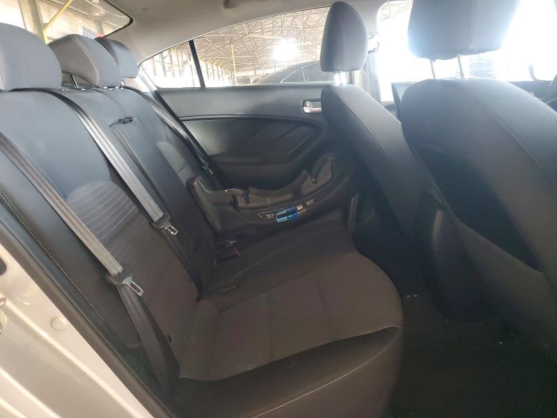 Photo 10 from auction – 2018 KIA FORTE LX with VIN 3KPFL4A74JE164445