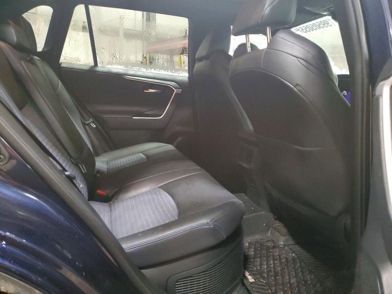 Photo 10 from auction – 2021 TOYOTA RAV4 with VIN 2T3RWRFV4MW113089