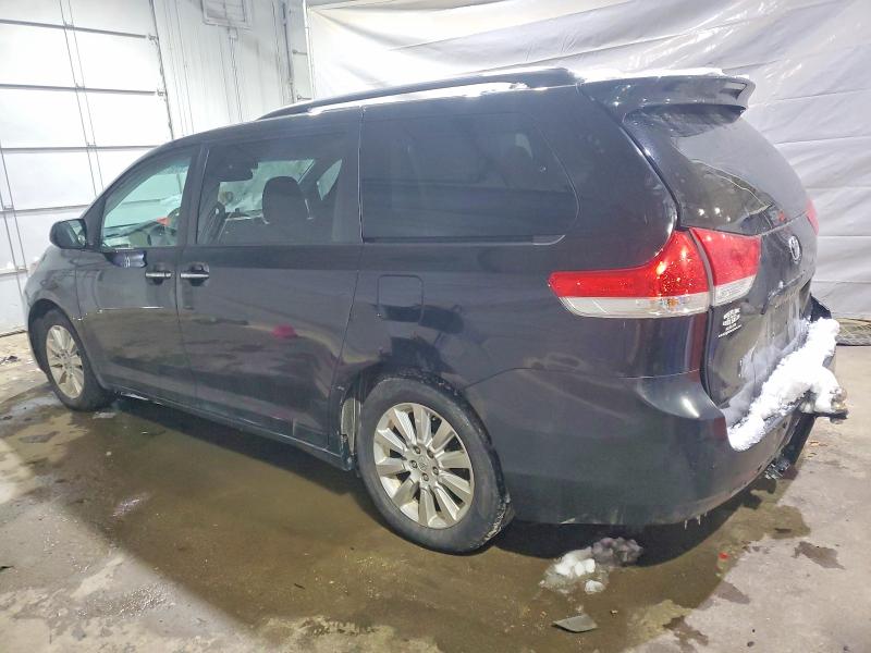 Photo 2 from auction – 2014 TOYOTA SIENNA with VIN 5TDDK3DC7ES086946