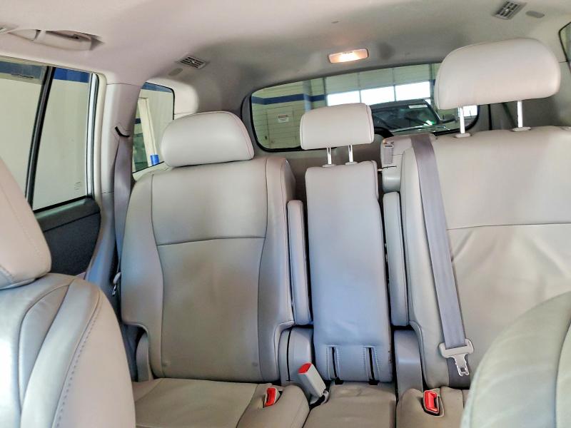 Photo 10 from auction – 2010 TOYOTA HIGHLANDER with VIN 5TDKK3EH5AS009259