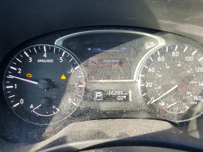 Photo 9 from auction – 2013 NISSAN PATHFINDER with VIN 5N1AR2MM5DC674521
