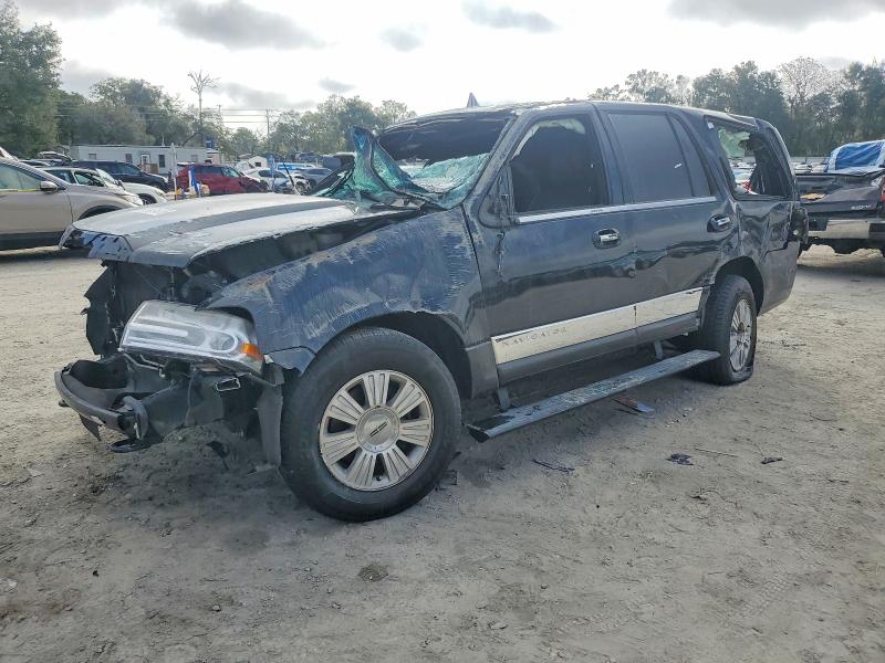 LINCOLN NAVIGATOR 2014 with VIN 5LMJJ2H53EEL01054 - Photo from auction