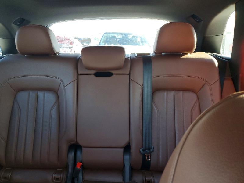 Photo 10 from auction – 2018 AUDI Q5 PREMIUM with VIN WA1BNAFY8J2117158