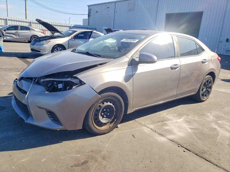 TOYOTA COROLLA 2016 con VIN 2T1BURHE8GC712841 - Foto de la subasta