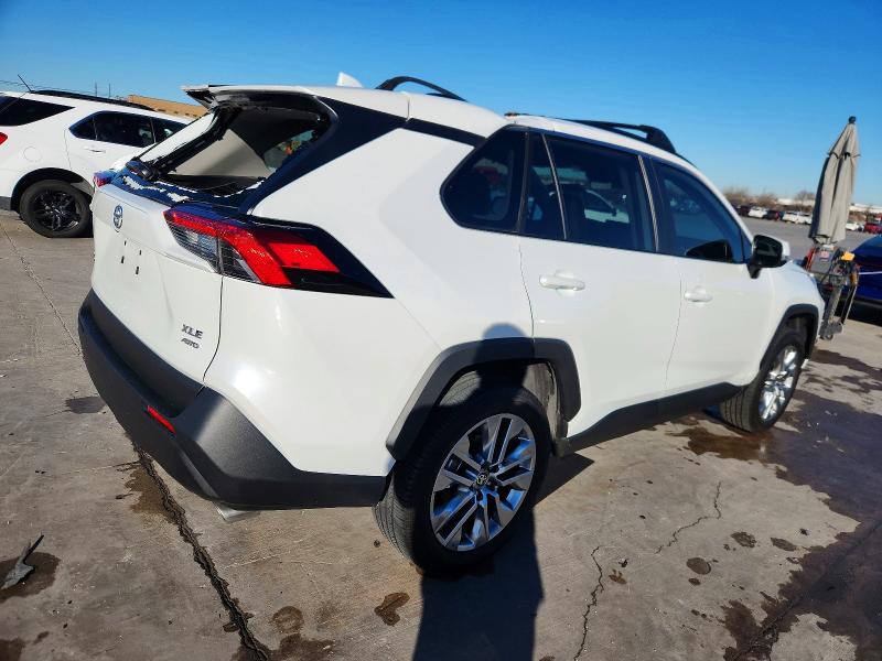 Photo 3 from auction – 2025 TOYOTA RAV4 XLE P with VIN 2T3A1RFV6SW545157